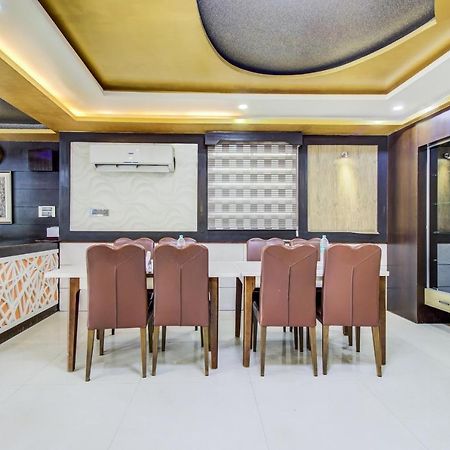 Capital O 5381 The Emirates Hotel Bangalore Eksteriør billede