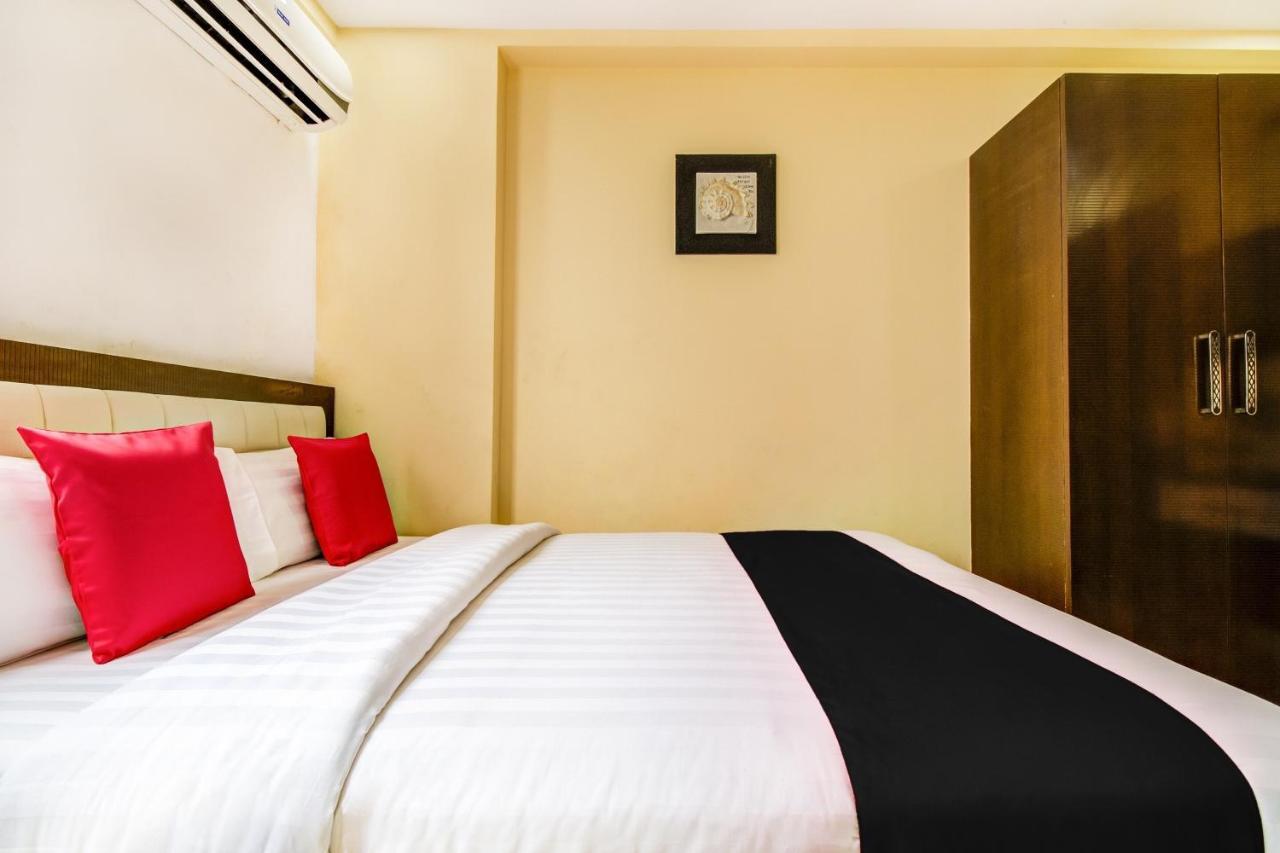 Capital O 5381 The Emirates Hotel Bangalore Eksteriør billede