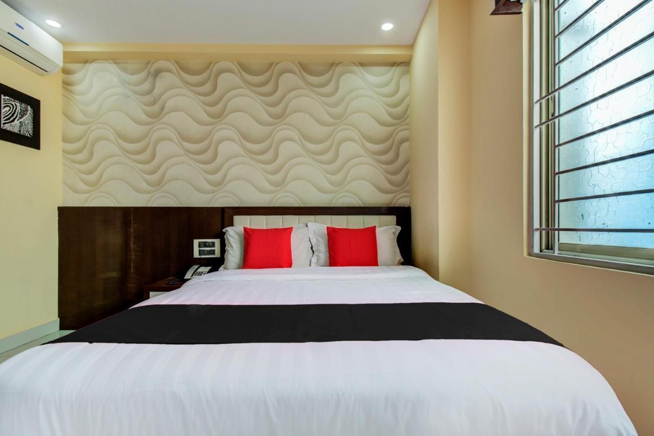 Capital O 5381 The Emirates Hotel Bangalore Eksteriør billede