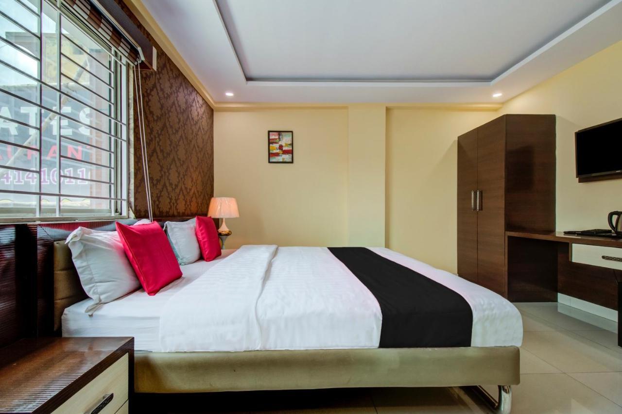 Capital O 5381 The Emirates Hotel Bangalore Eksteriør billede